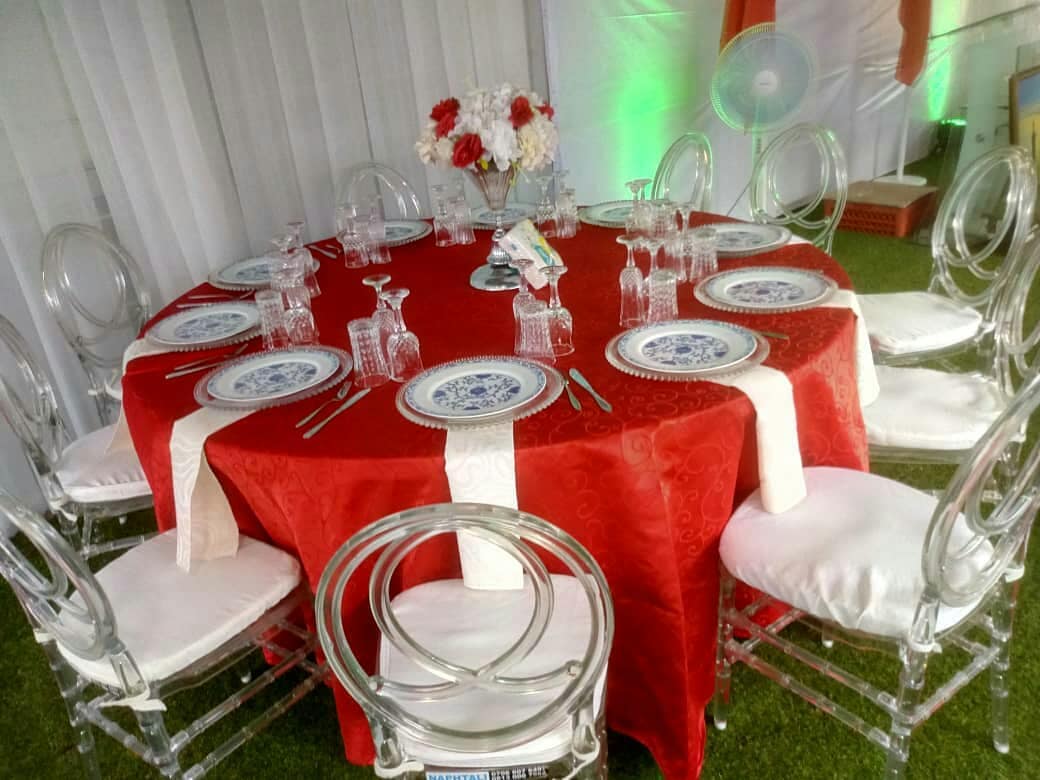 49288391 819322231740808 4883176488624194709 n - Clear dior chairs used with round and long tables. Swipe  to check out. Let's pa...