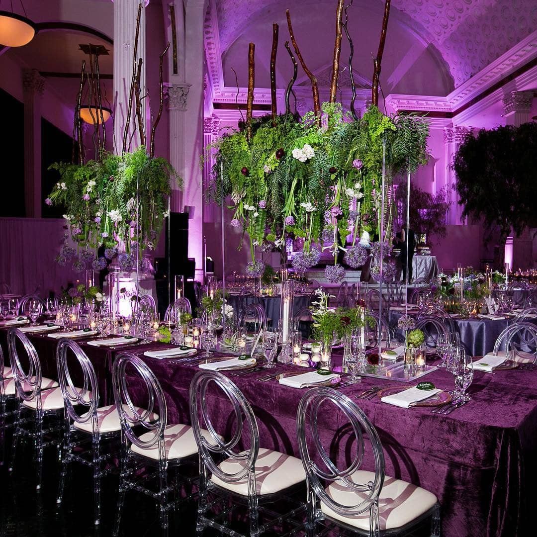40326530 2140022442696373 9091280543412281986 n - We've sourced this beautiful setup inspiration
"Crystal Clear Dior chairs" alway...