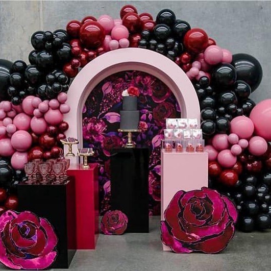 107569539 2738948116389175 8685192450468326530 n - Pink seems like a feminine colour until you add a touch of black. Do you like? Which of your celebra...