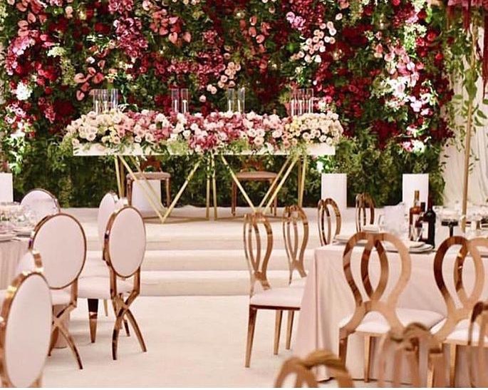 116836657 183357049824198 3791733460527095830 n - Did you think gold Oz chairs can’t be used together with gold butterfly chairs? Then you thought wro...