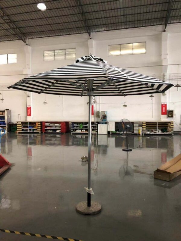 BLACK AND WHITE STRIPPED PARASOL