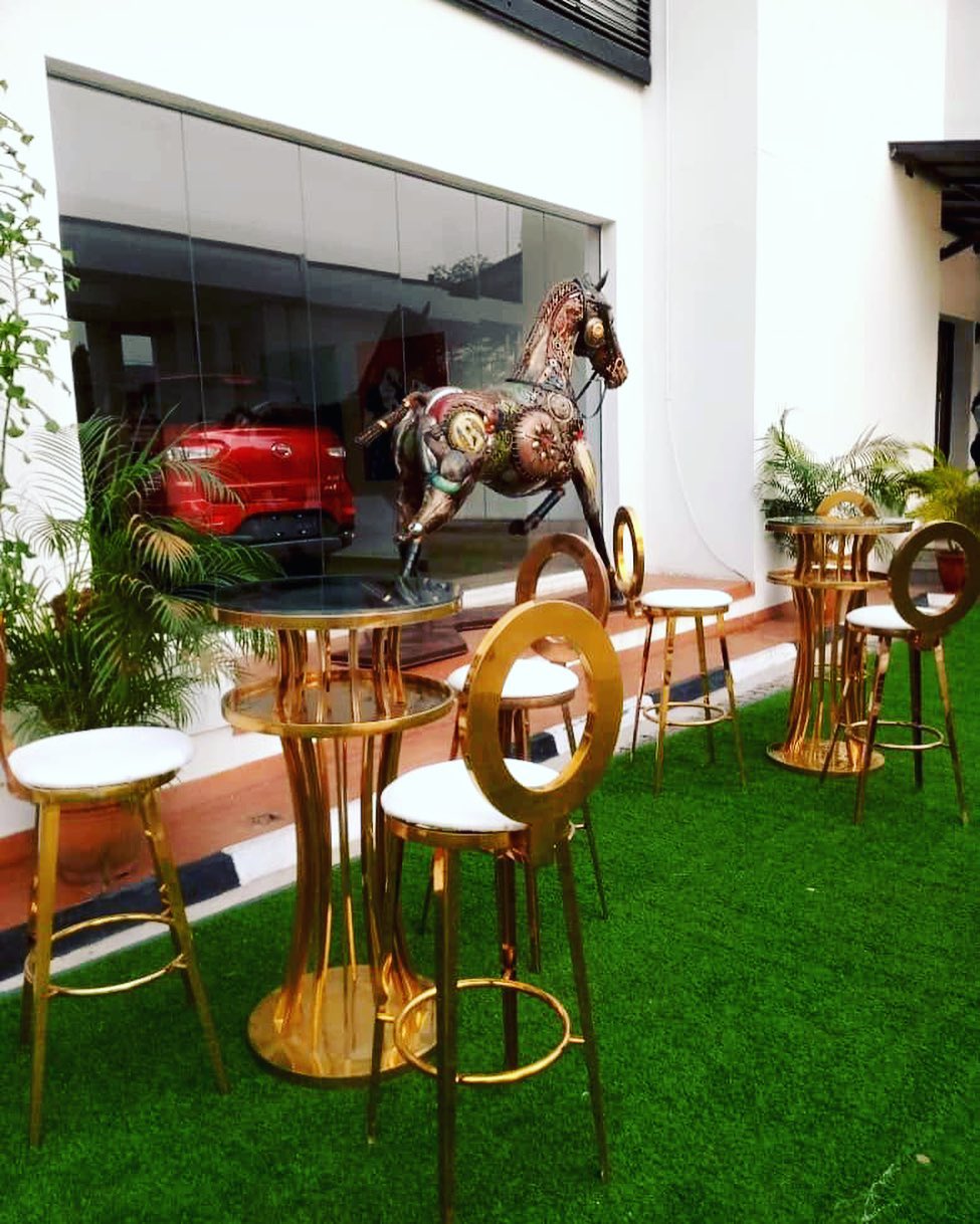 273077758 302702451898753 8004233297729991323 n - Want to give your event that golden sparkle?  

Our golden cocktail tables will do the magic.  

Als...
